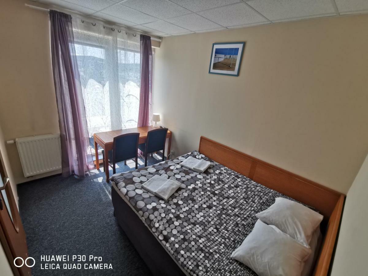 Budget Double Room,815017562:JPEG
