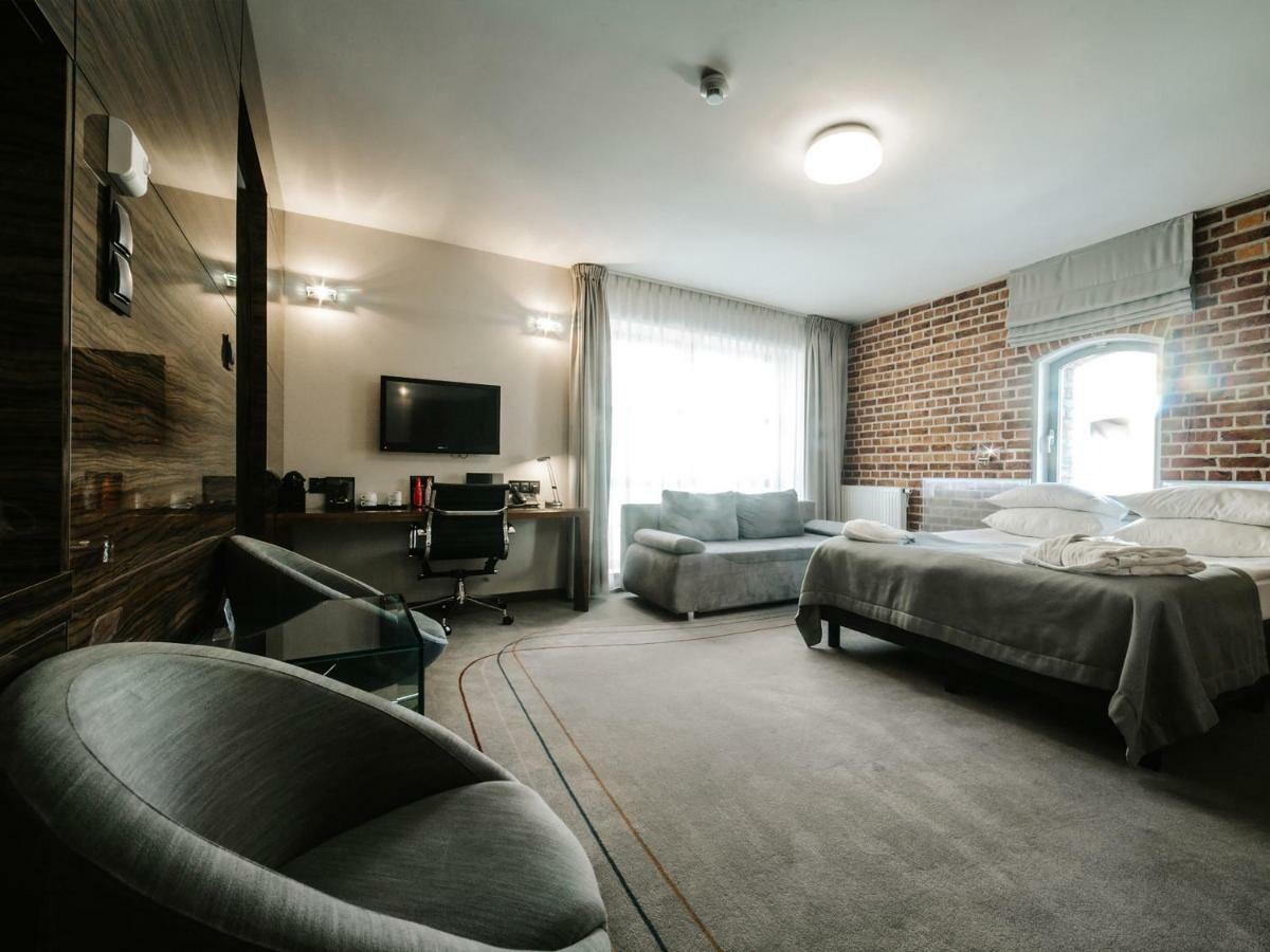 Superior Double Room Sofa