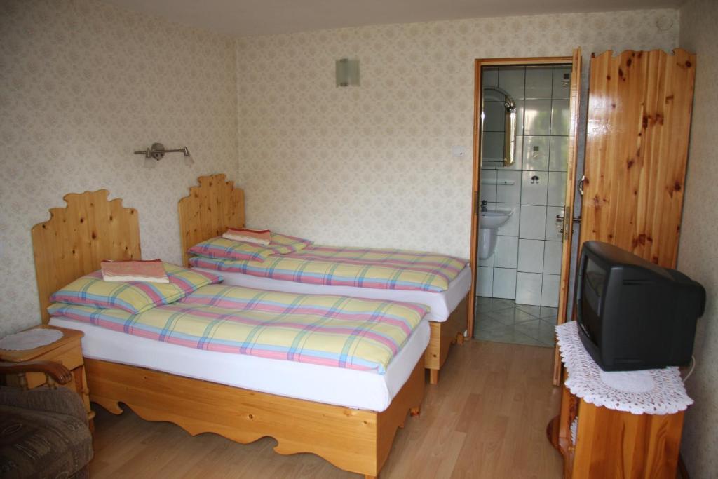 Twin Room,11375940:JPEG