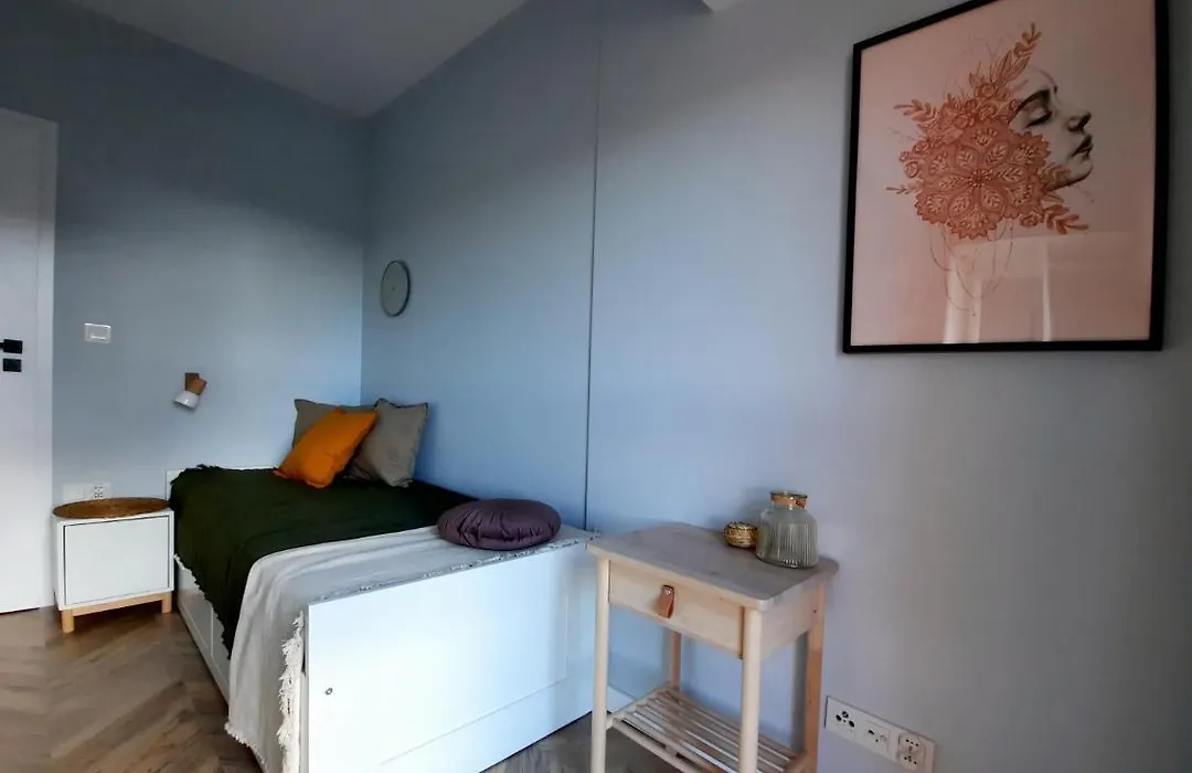 Trident Apartment I-1