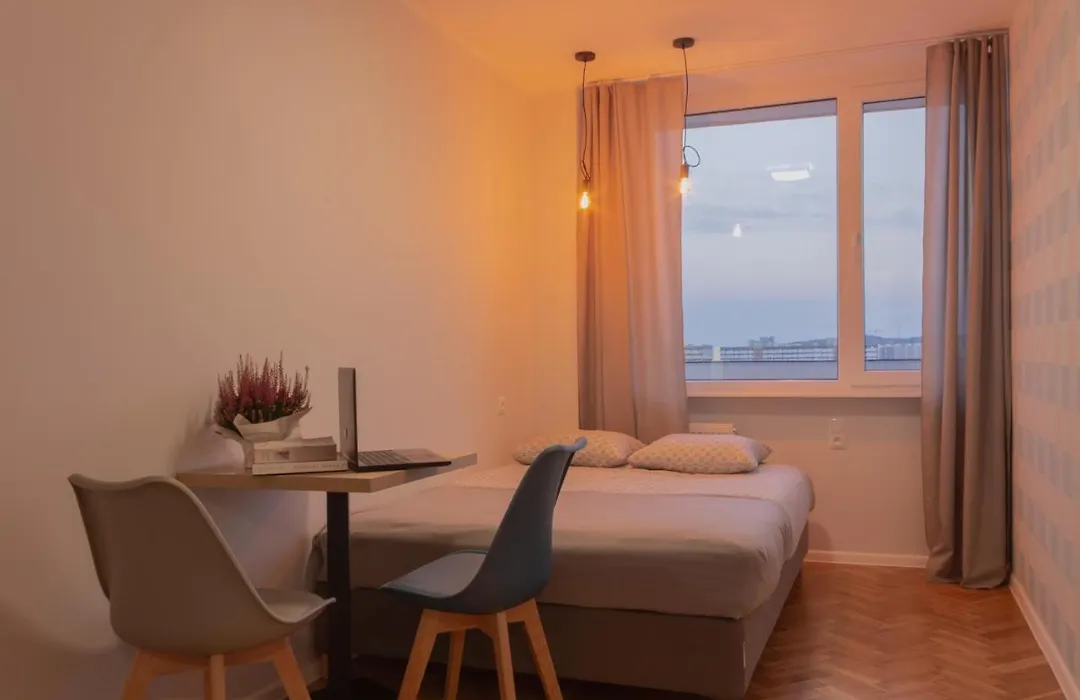 INITIUM rooms - Pokoje na wynajem - Obrońców Wybrzeża 4D-1