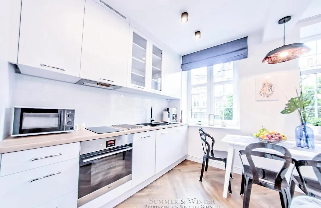 Summerwinter - Luxury Nature, View Basilica Old Town Apartment, 2 Bedrooms & Sofa-1