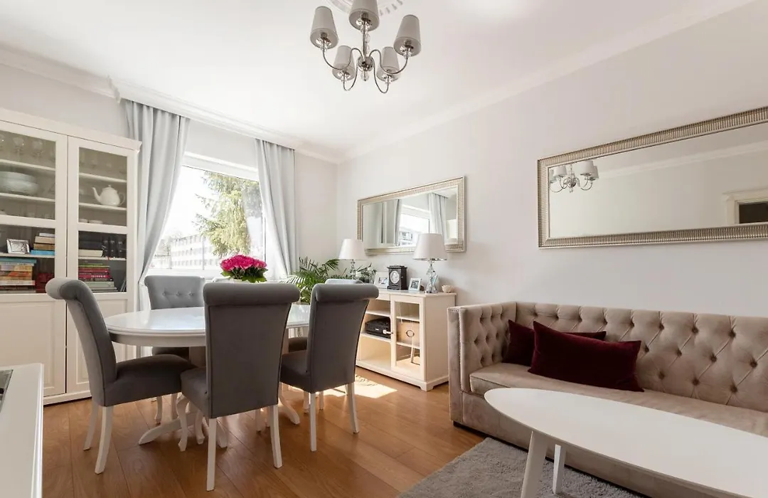Elegant Near Old Town - Free Parking-1