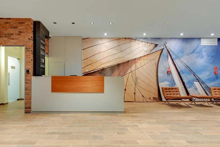 Waterlane Island Riverview&Spa-1