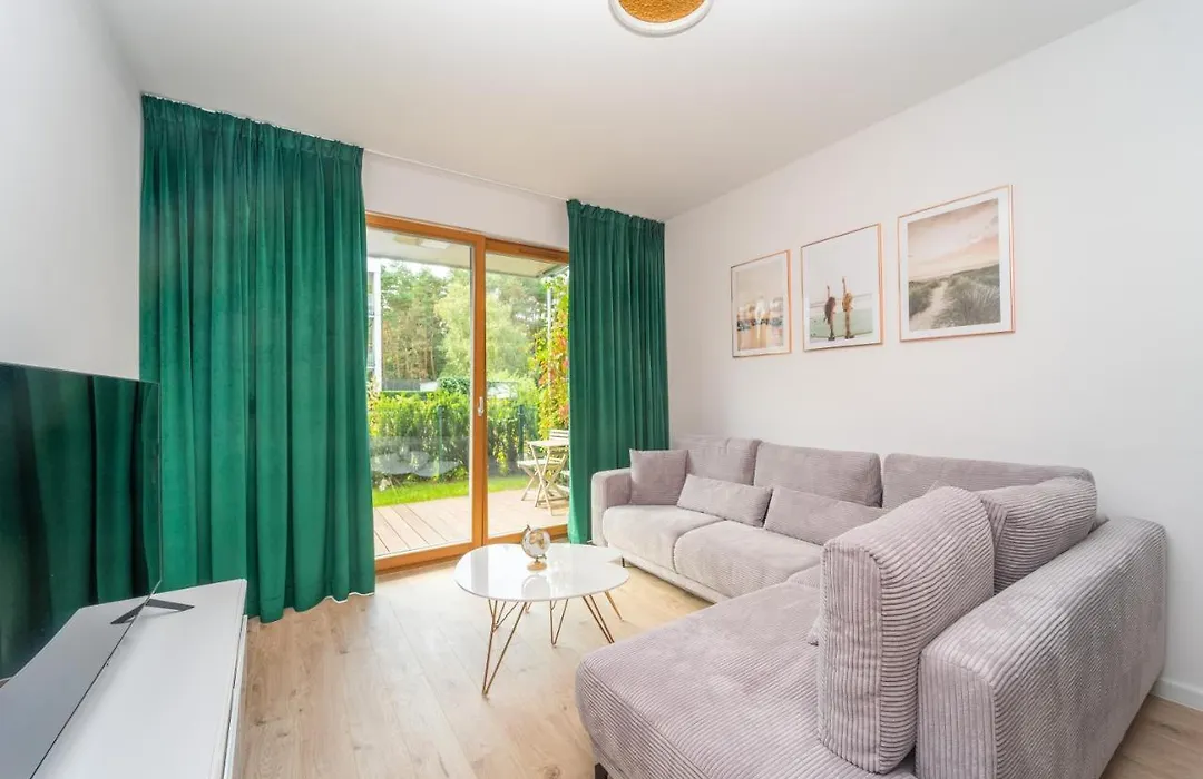 Nadmorski Dwor - Green Apartment-1