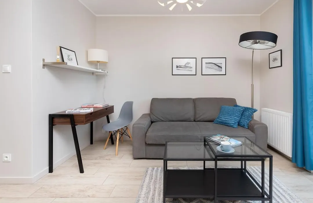 Platinum Tartaczna Apartments by Renters-1