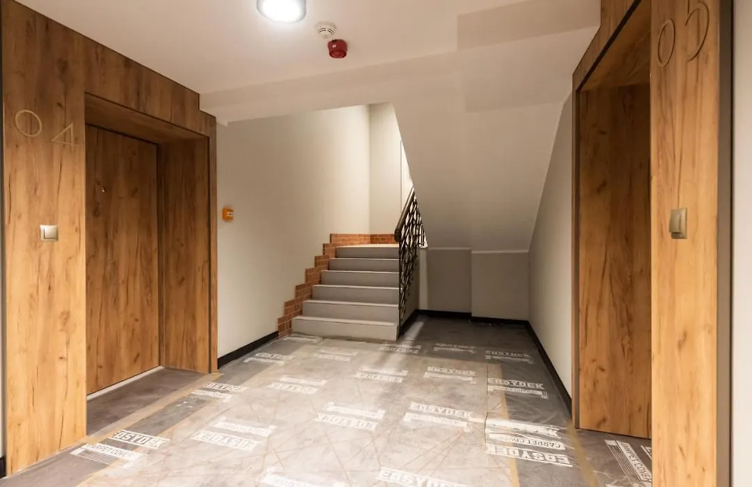 Flatbook - City Center Apartments Waterlane Vintage With Gym-1