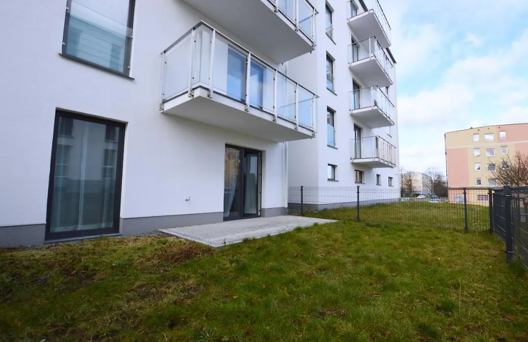 Nowoczesne Apartamenty 3city w Gdańsku z Parkingiem by Noclegi Renters-1