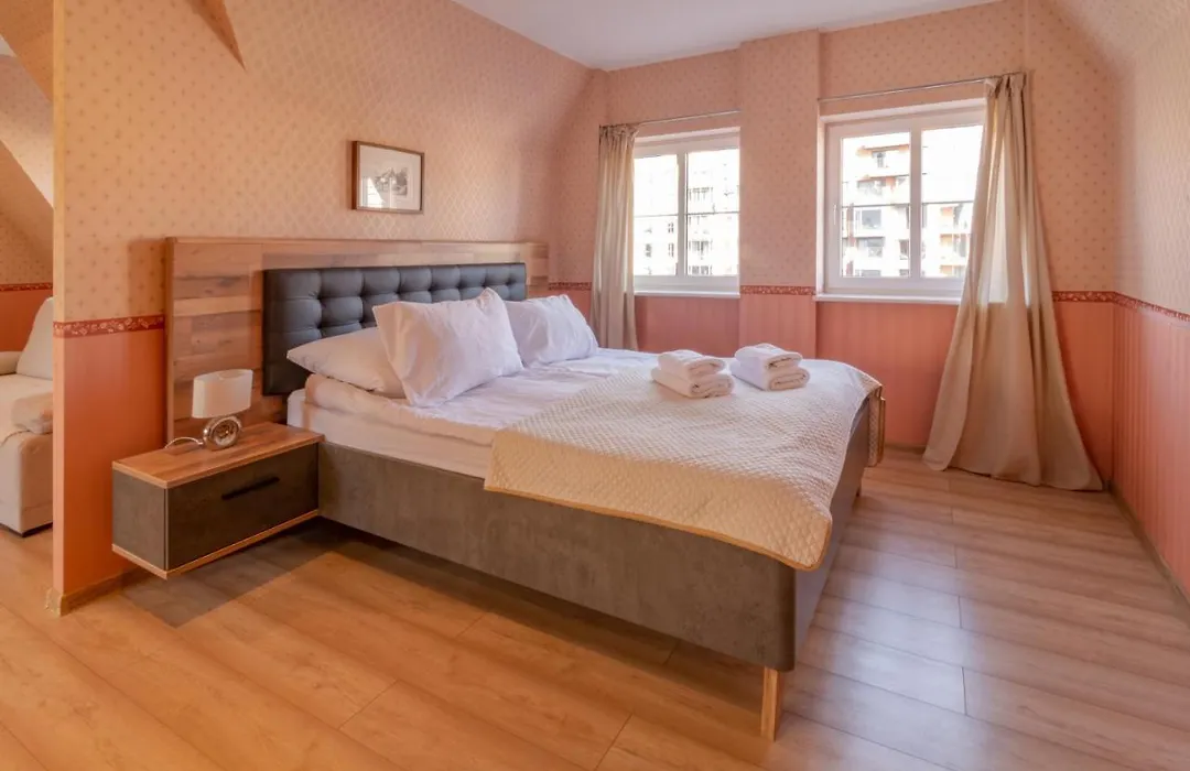 Apartamenty nad Motławą I-1