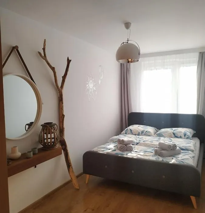 Uroczy Apartament Nad Morzem Gdansk-1