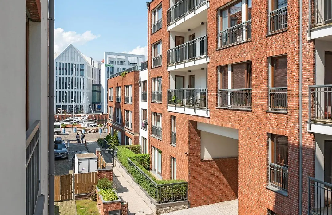 Szafarnia Marina & City Center By Downtown Apartments-1