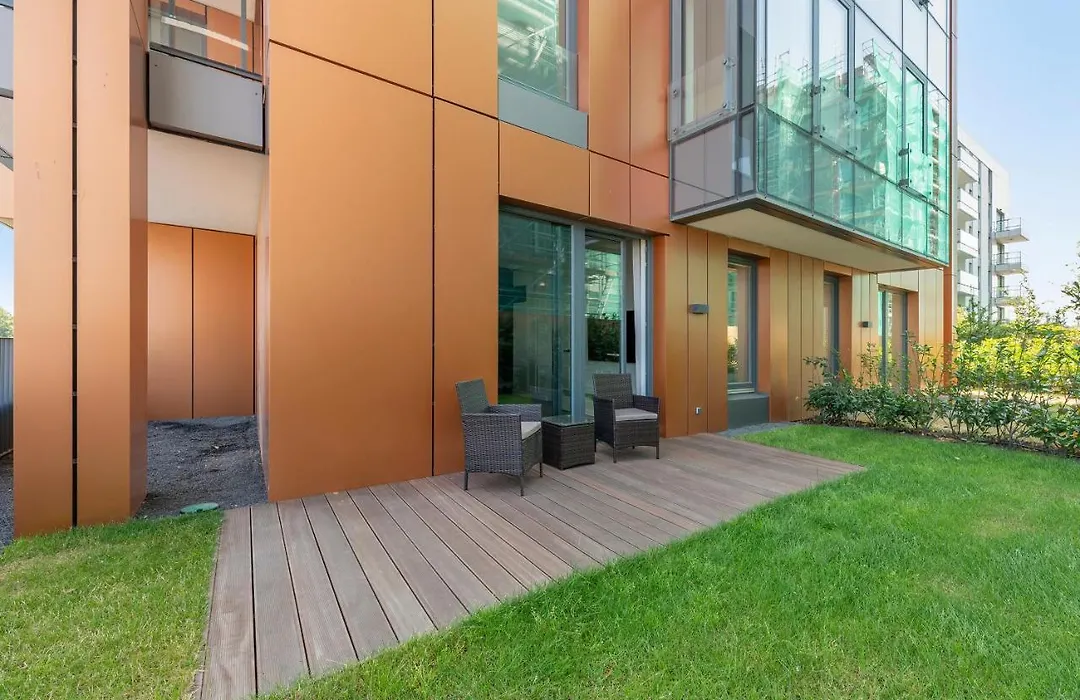 Blue Mandarin Riverside-1