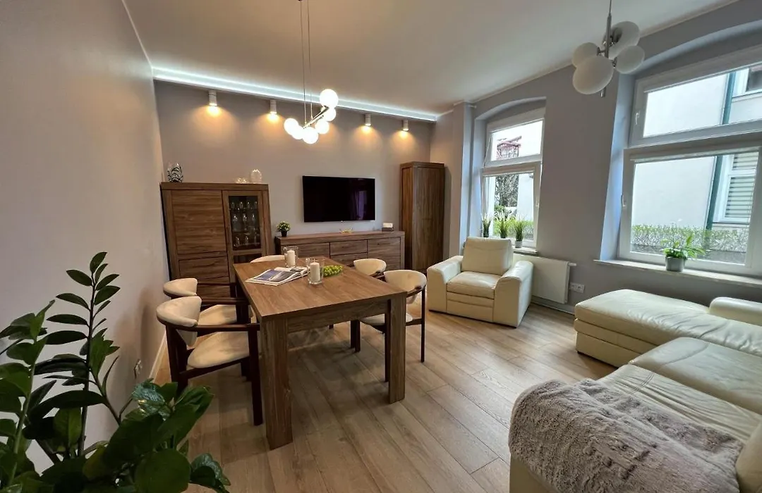 Apartament Olivia Business Suite-1
