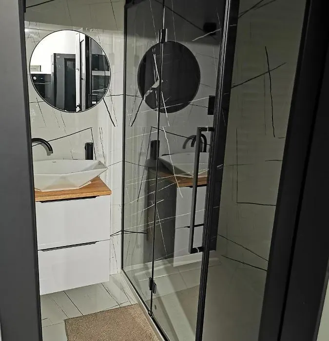 Apartament Przy Bursztynowym Stadionie-1