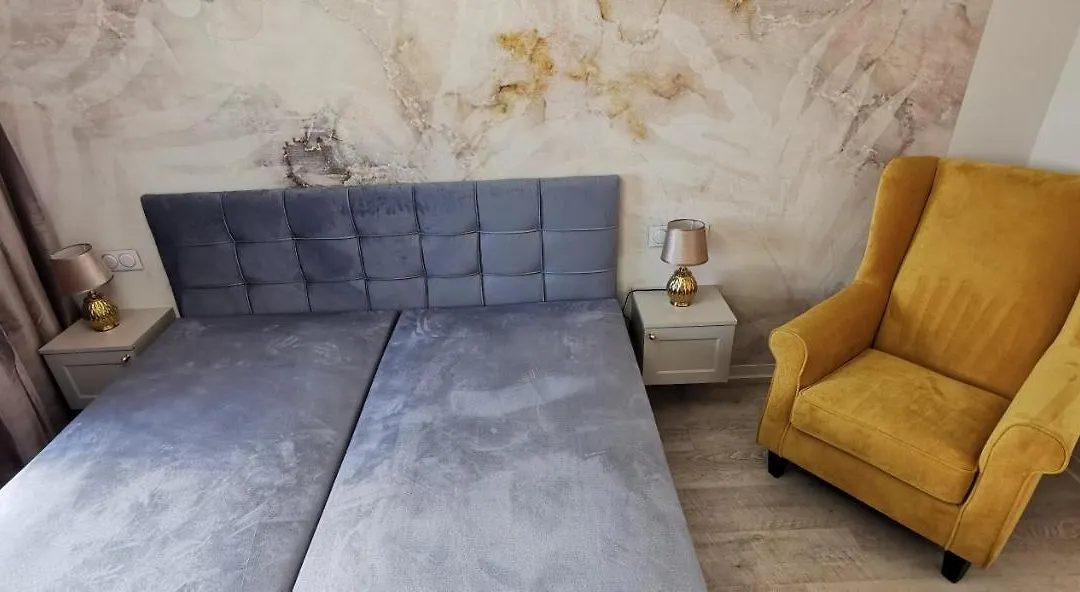Flou Premium Apartament Z Parkingiem, Plaza 700M-1