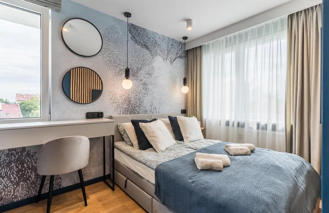 Golden Seaside Beach By Aparo - Plaza 200M, 2 Lazienki, 2 Sypialnie Oraz Salon, 3 Tv, Balkon, Lozeczko-1