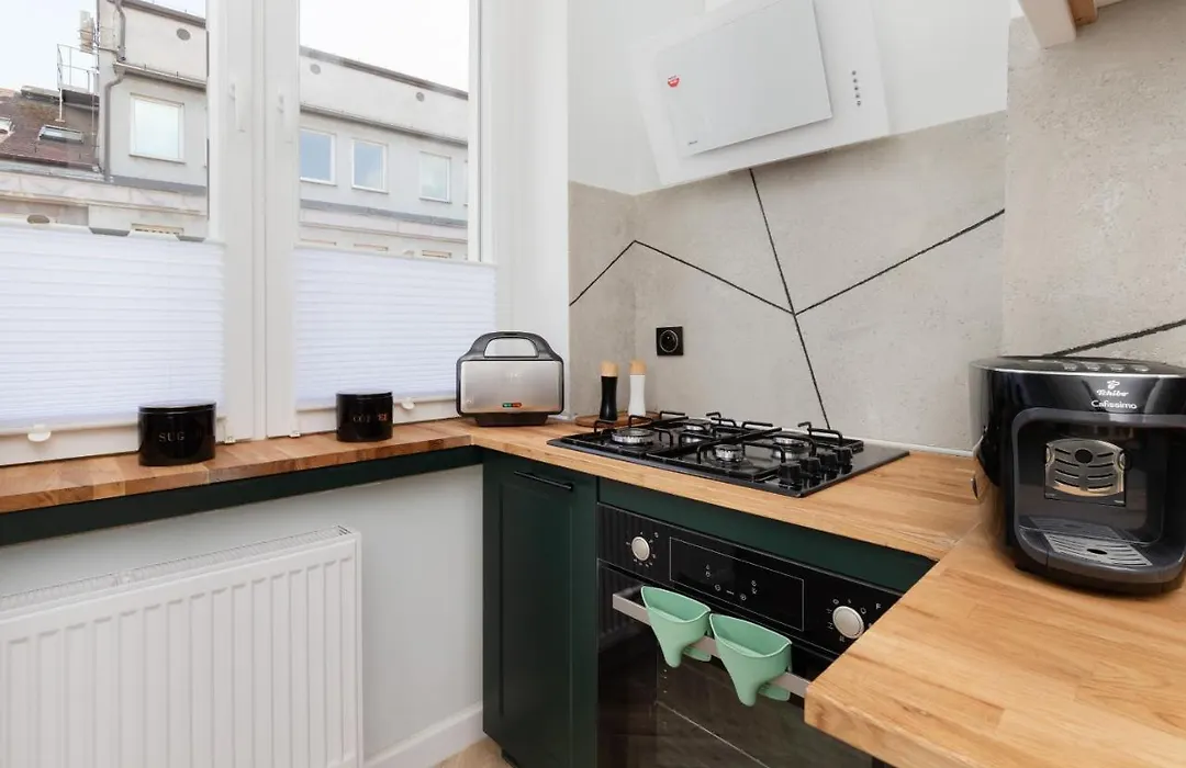 Old Town Apartment Garncarska By Noclegi Renters-1