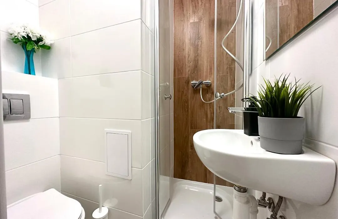 Mmrent Simplicity Room-1