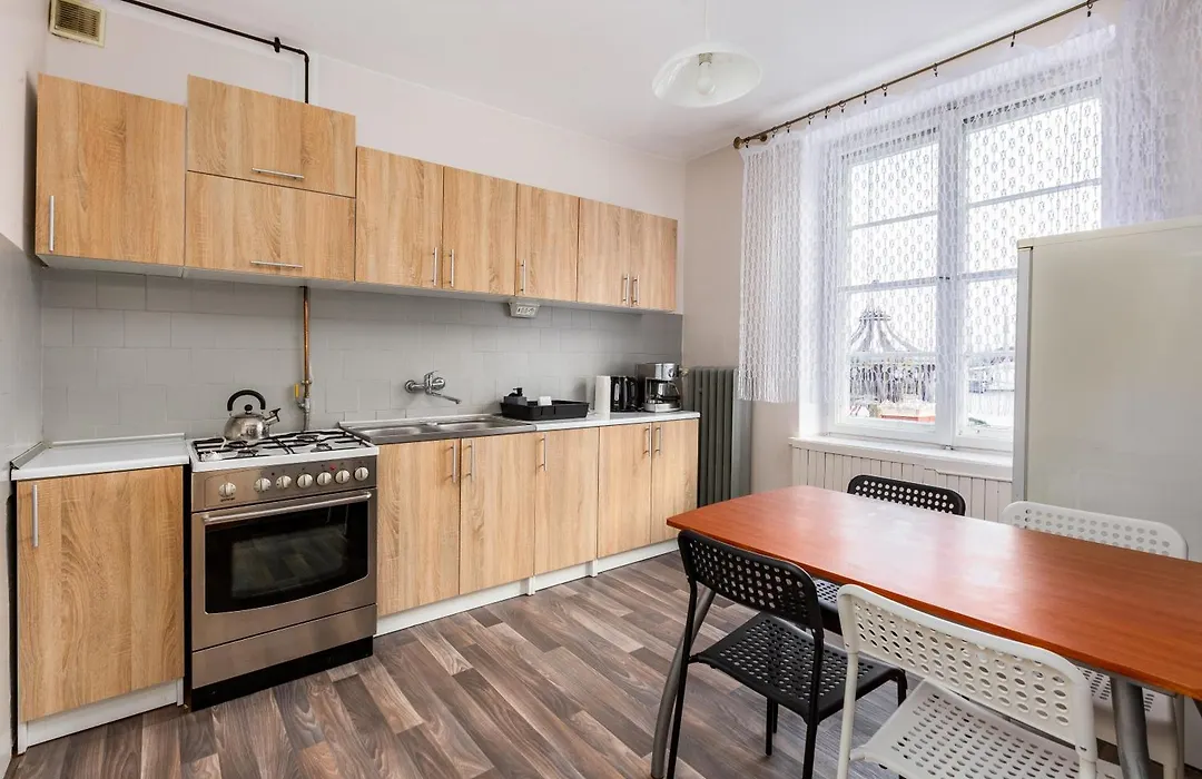 Targ Rybny Standard Apartment By Bookinghost-1