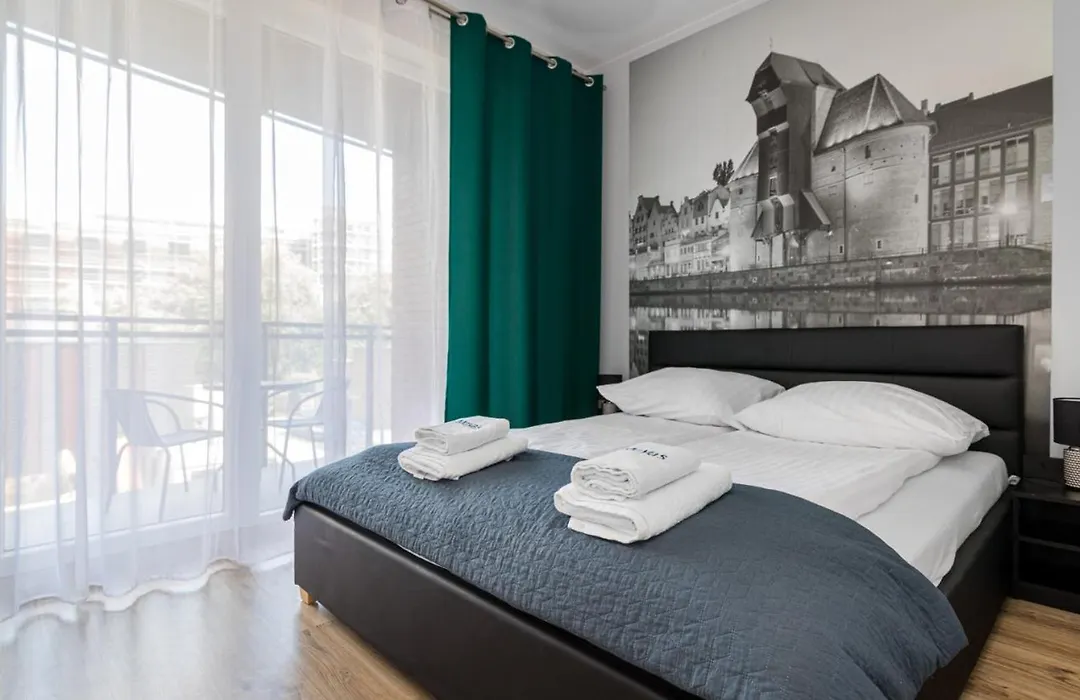 Relax Apartments - Gdansk Central & Parking-1