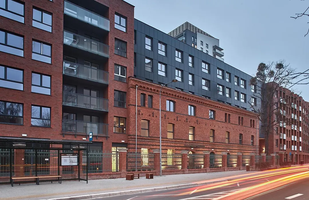 Relax Apartments - Gdansk Central & Parking-1