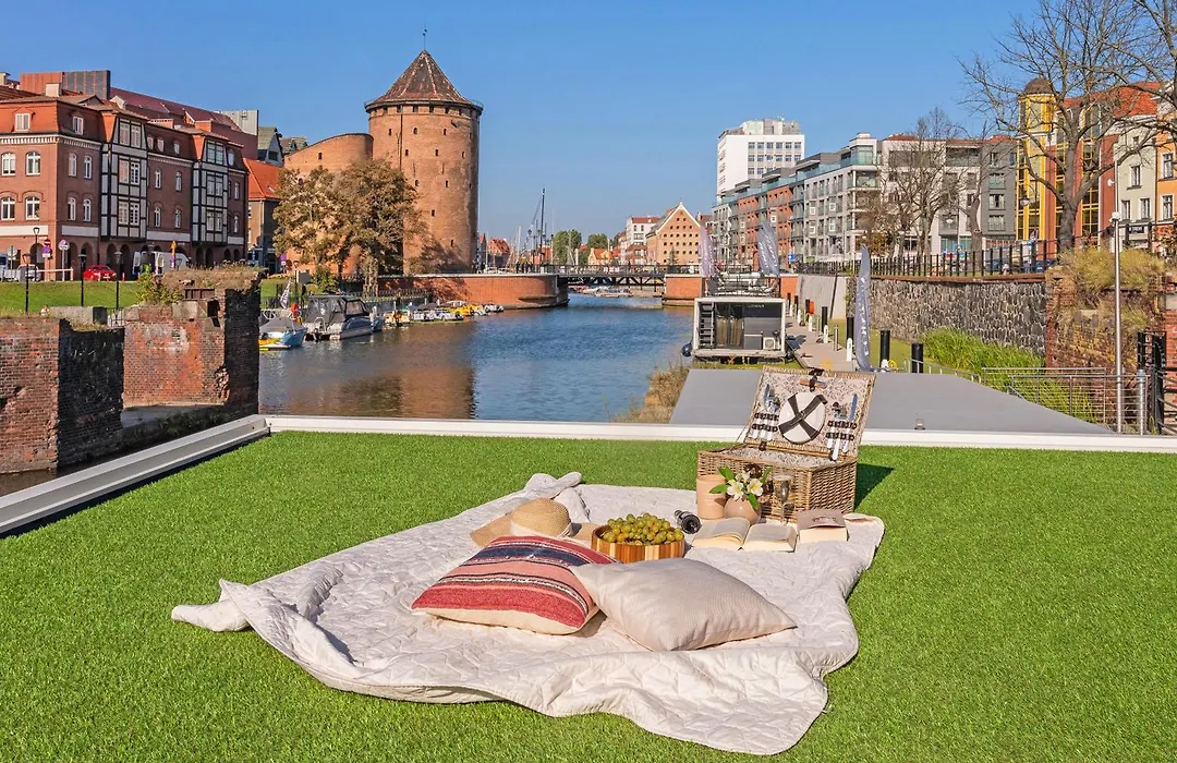 Domy Na Wodzie - La Mare Motlava Houseboats By Downtown Apartments-1