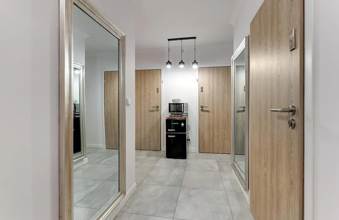 Grobla Centrum 5 By Grand Apartments-1
