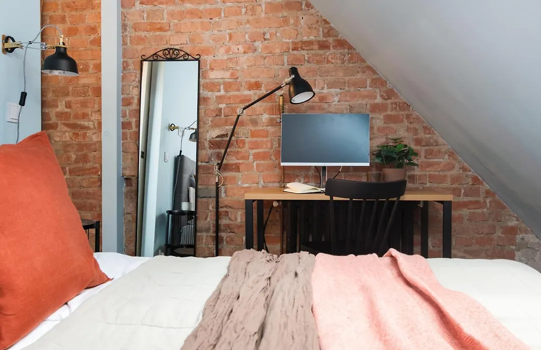 AmberSuites - Loftowy Apartament w sercu starego miasta-1