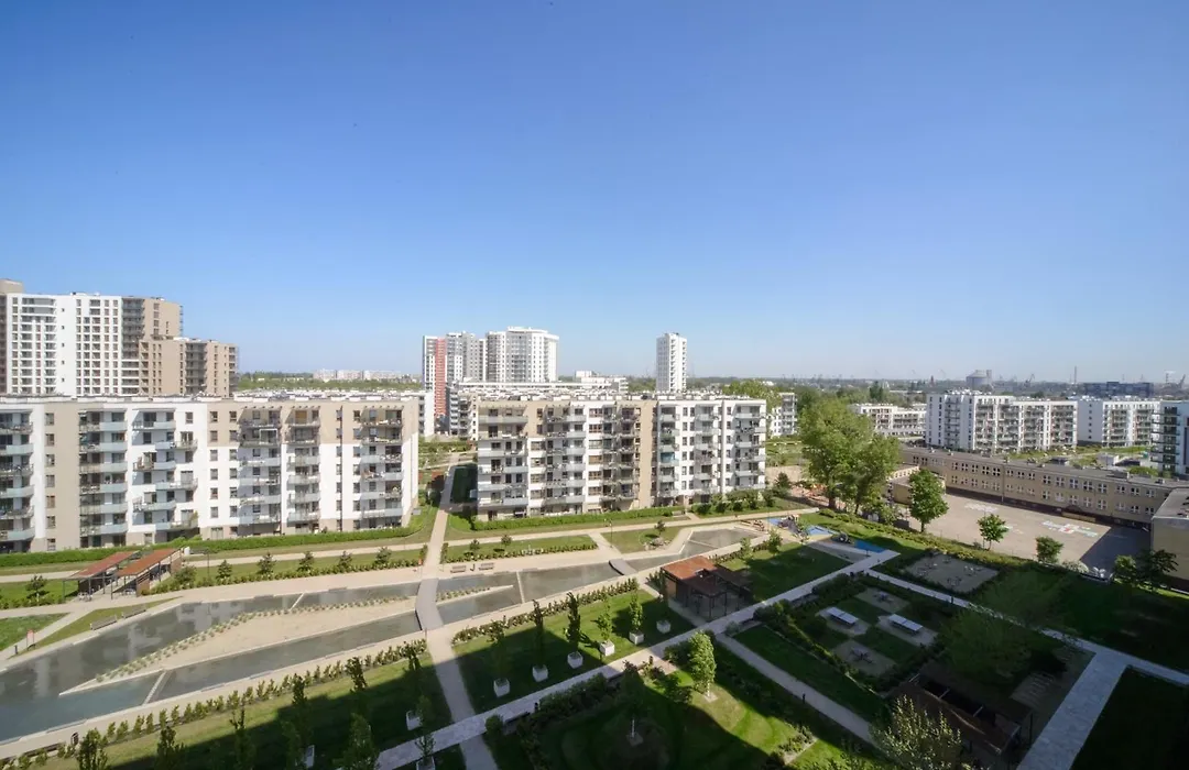 Maya'S Flats & Resorts 104 - Letnica Apartment-1