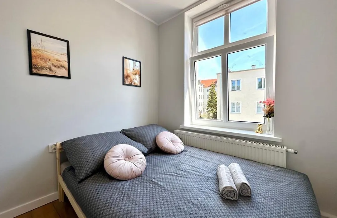 Mmrent Lighthouse Room-1