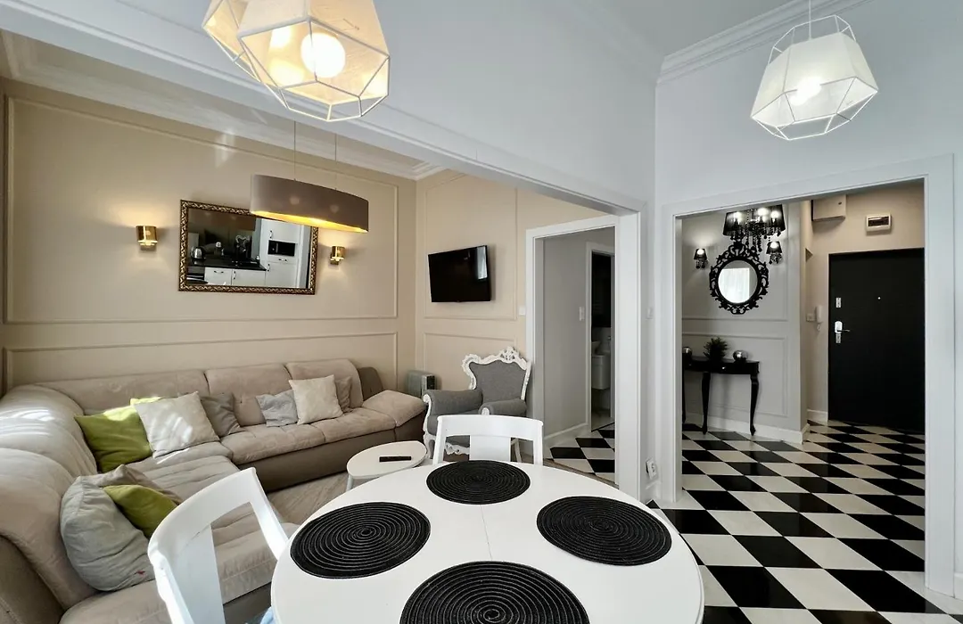 Oldtown Apartment Dluga-1