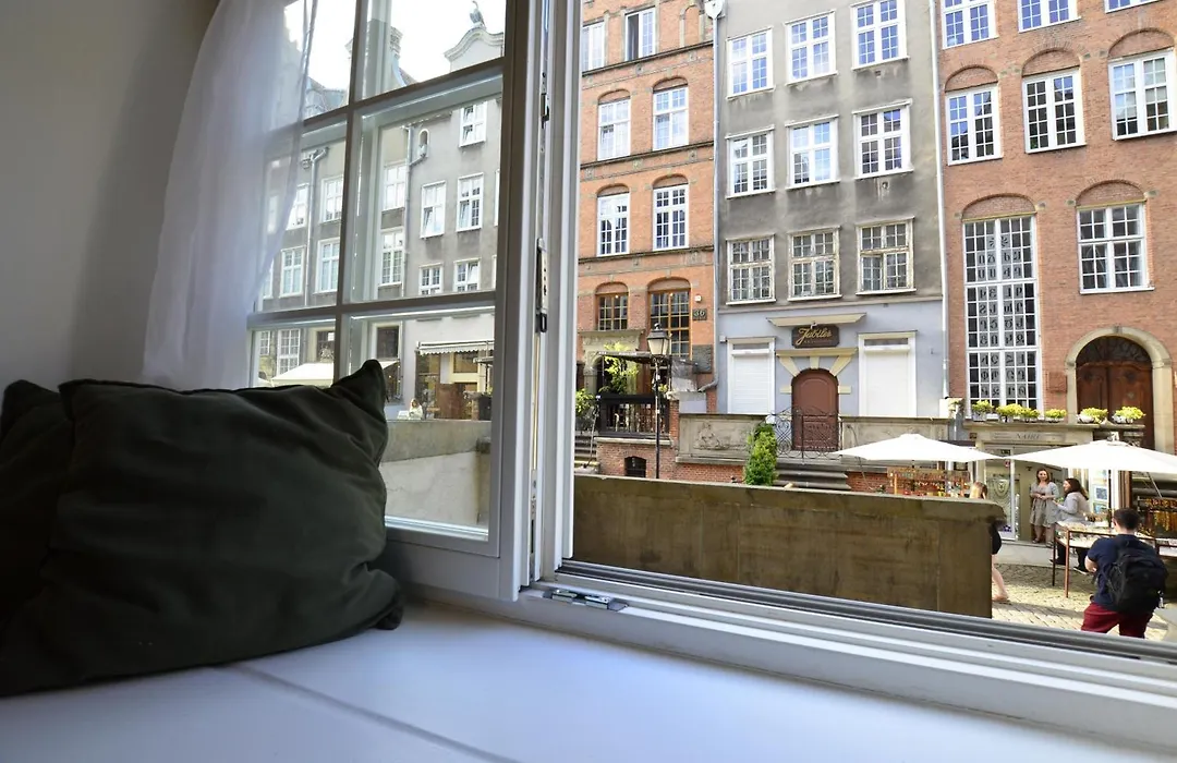 Mariacka parter w centrum historycznego Gdańska-1
