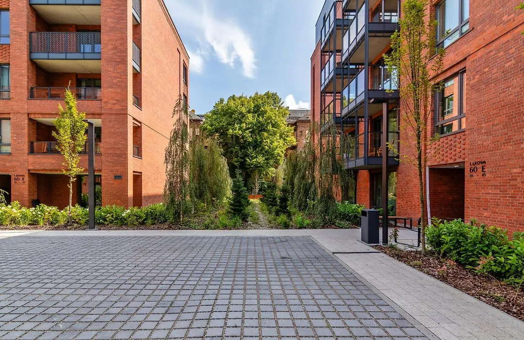 CITYSTAY Scala Śródmieście Apartament z uroczym ogródkiem-1