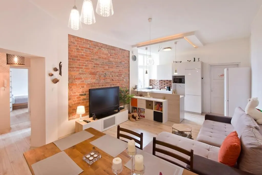 Lovely Down Town Apartment By The Motlawa River-1
