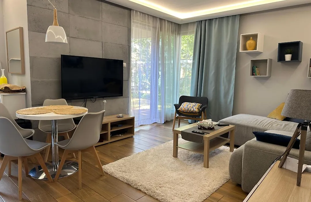 Apartamenty Bursztynowa-1