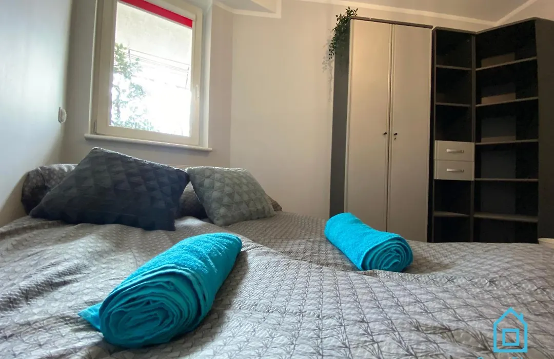 Umbrella Room - 10 Min To Old Town Gdansk,Pkp & Shopping Mall-1