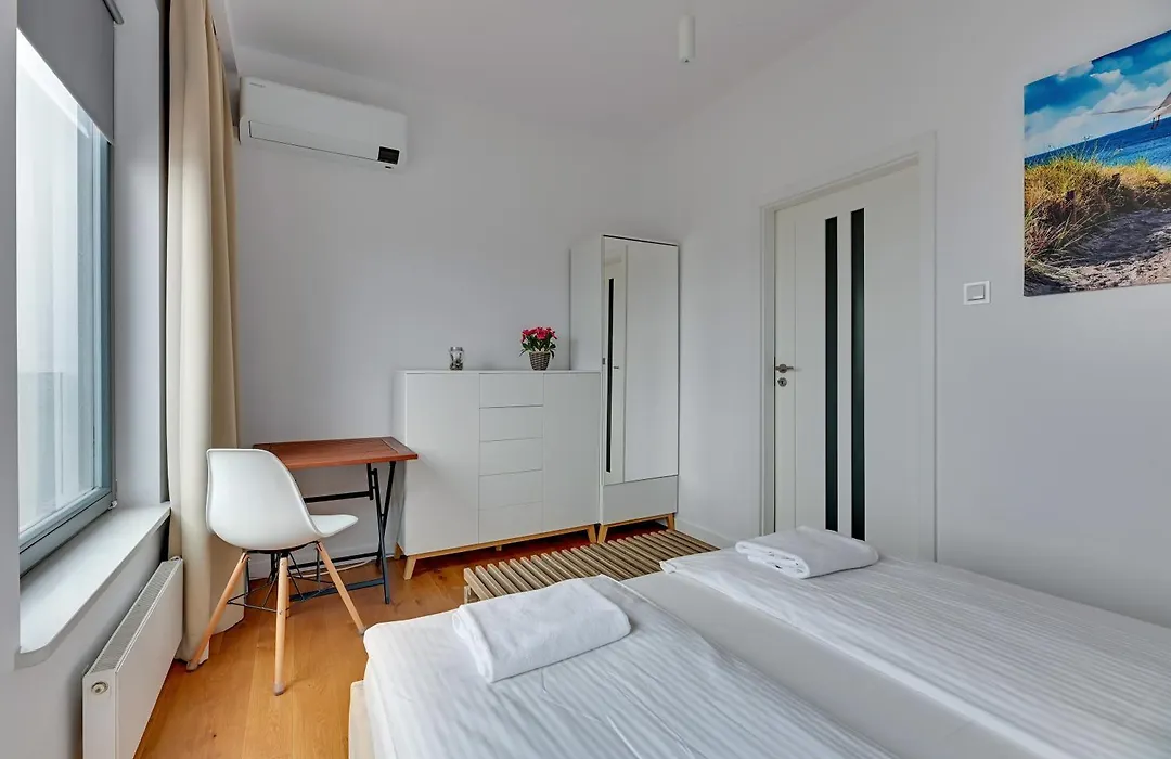 Brabank 457 - Best View By Grand Apartments-1