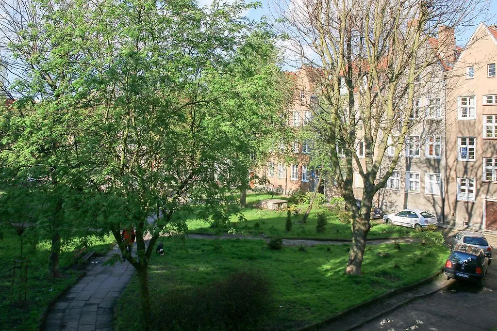 Apartament Świętojańska-1