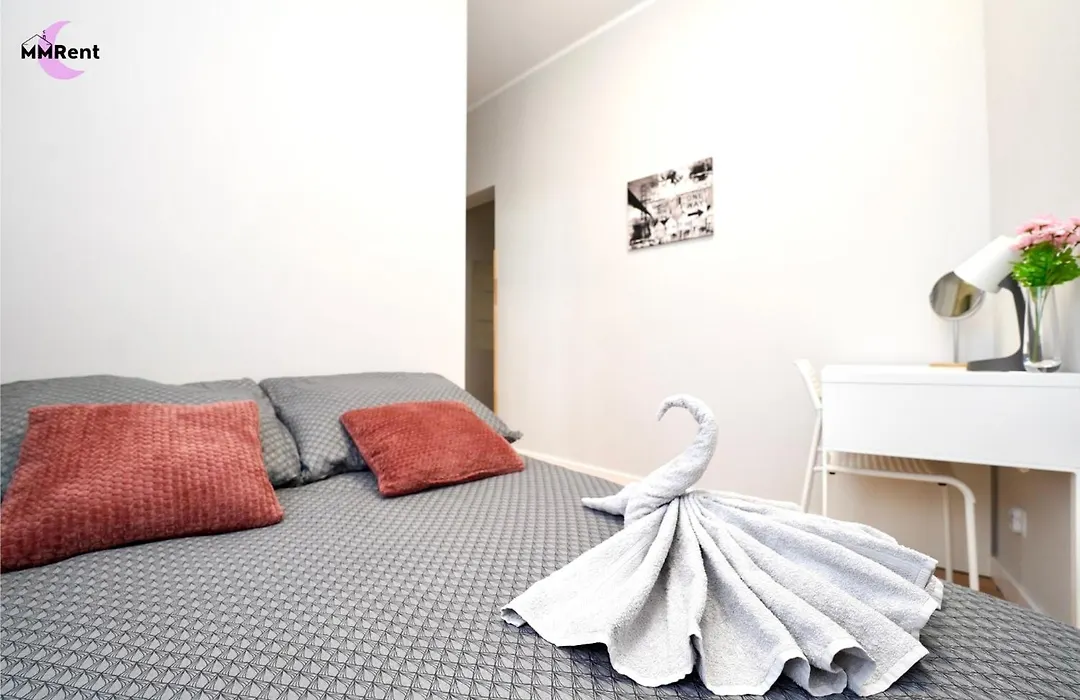 Mmrent Monroe Room-1
