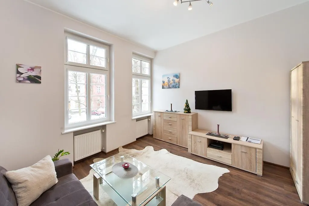 Gdańskie Apartamenty - Apartamenty na Świetego Ducha z 2 sypialniami-1