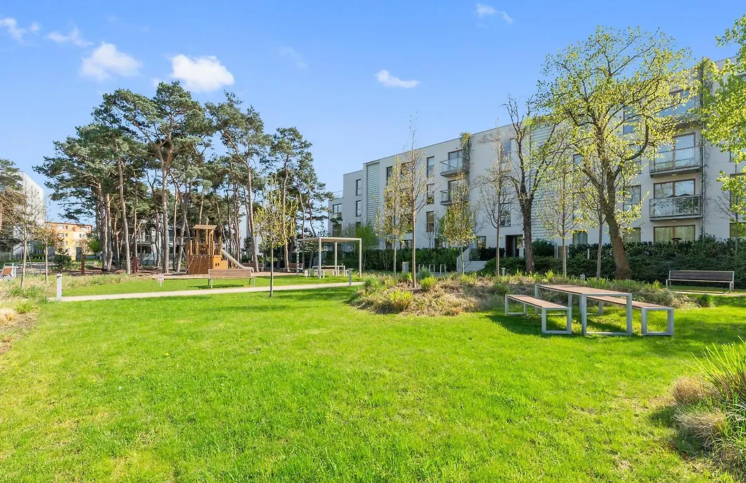 Nadmorski Dwór - Apartamenty przy Plaży-1