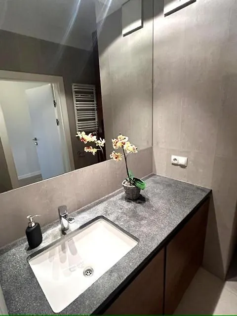 Apartament Garnizon Suite De Lux-1