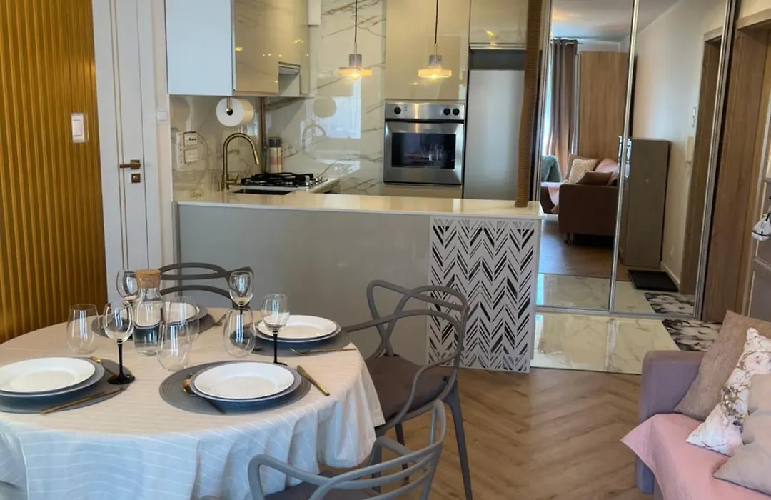 Gold Label Home-1