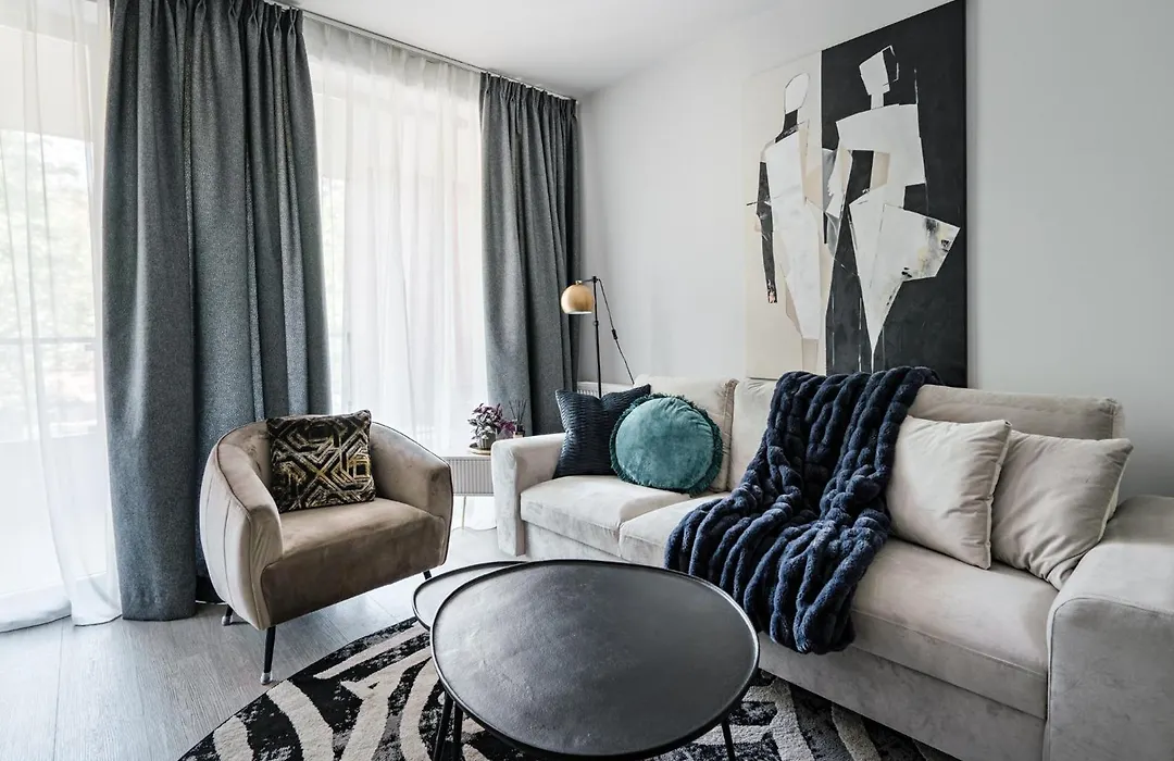 Scala City Center Apartments With Parking By Lion Apartments-1