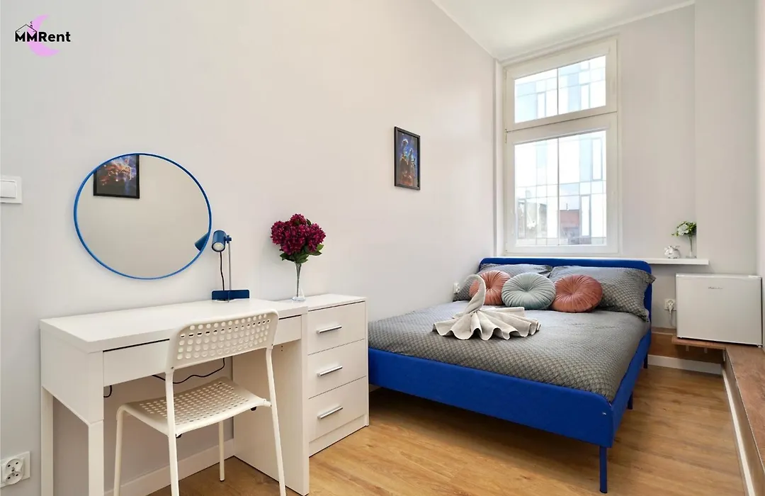 Mmrent Galaxy Apartment-1