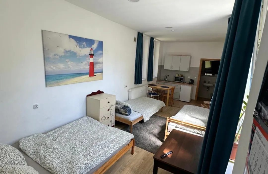 Hostel4U-1