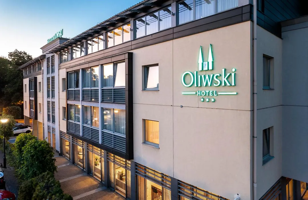 Hotel Oliwski-1