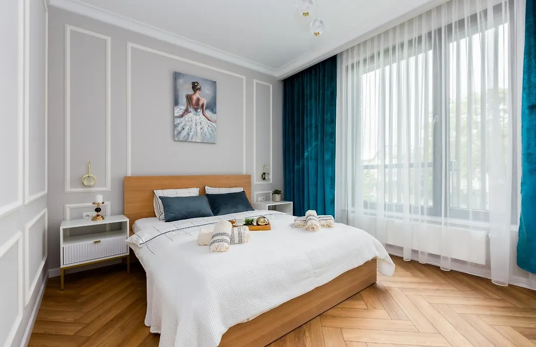 Botanica Vip Apartment By The Sea-1