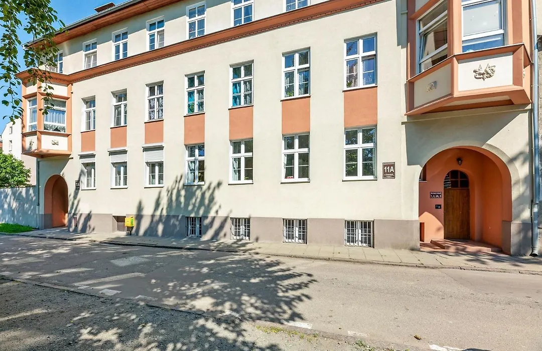 City Center, Art House & Family Stay By Downtown Apartments-1