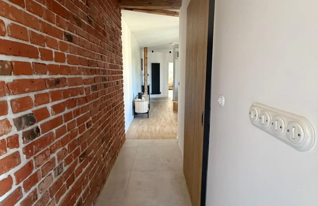 Futuretro Apartament-1
